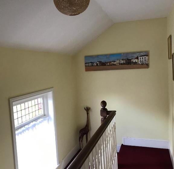 Bed and Breakfast Endearing Edwardian House In Quaint Deal, Kent