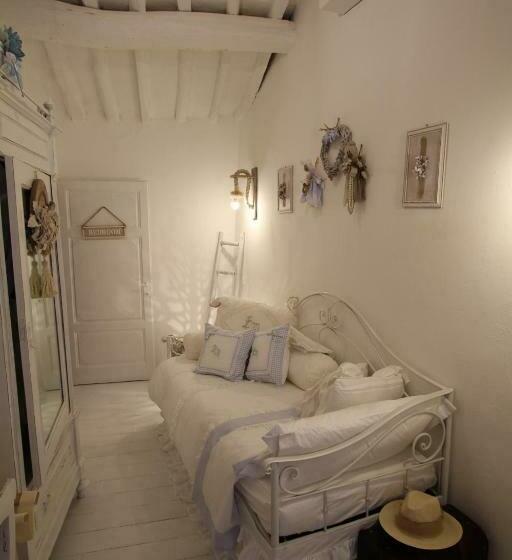 Bed and Breakfast La Casina Di Manon