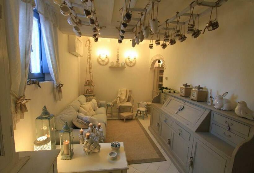 Bed and Breakfast La Casina Di Manon