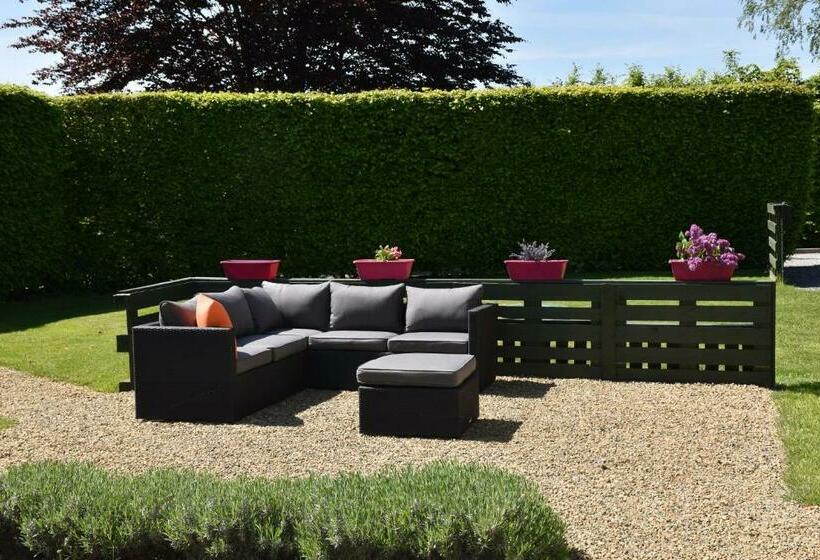 مبيت وإفطار La Haie Bolaine