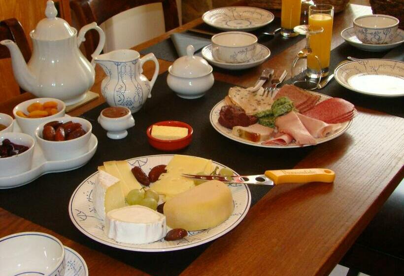 مبيت وإفطار La Haie Bolaine