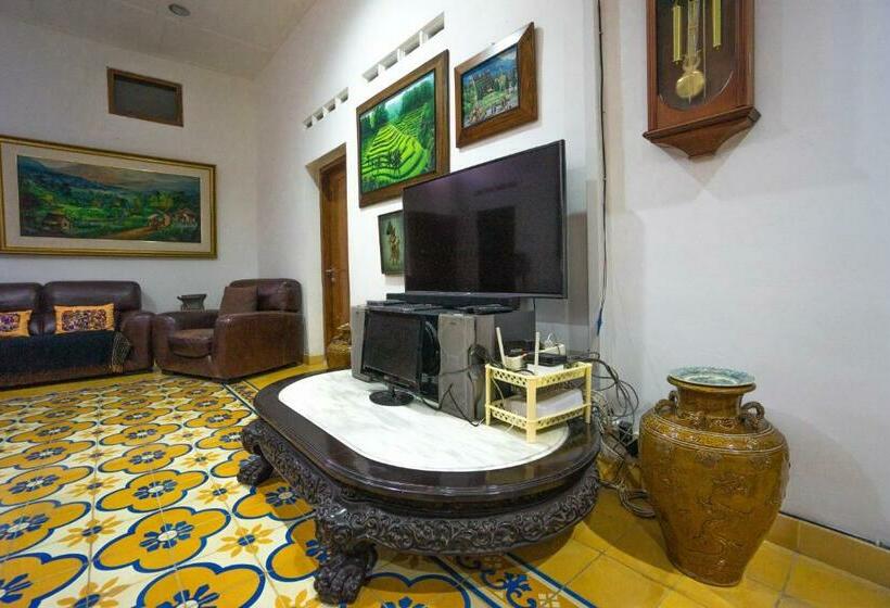 צימר Omah Gerjen 29 By Bukit Vista