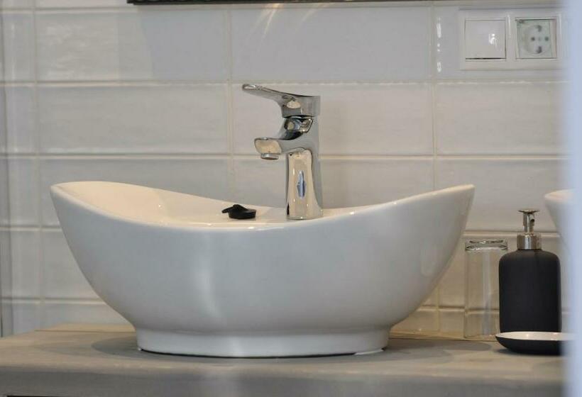 ベッドアンドブレックファースト Tisza Topic