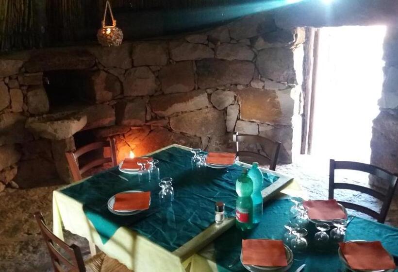 فندق Agriturismo Sa è Padedda