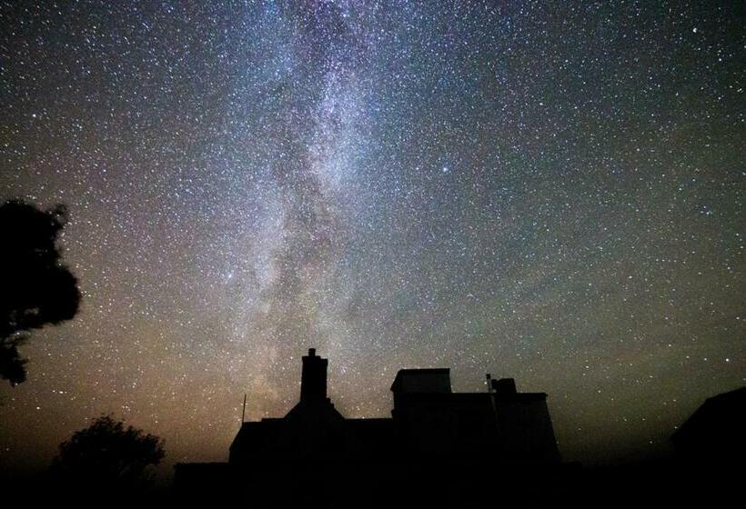 Отель Garvault House