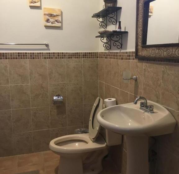 호텔 Hostal Doña Carlota