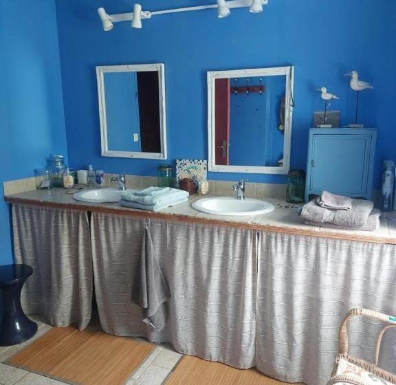 בית מלון כפרי Les Anniquins