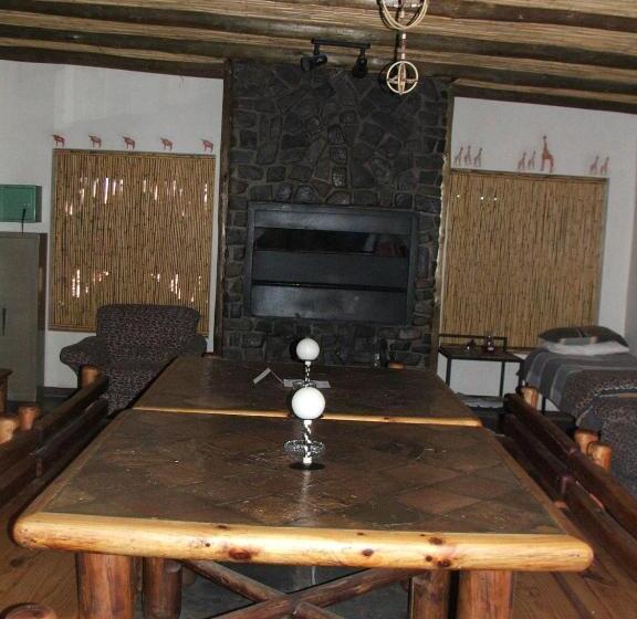 ホテル Loch Maree Guest Farm & Field Camp