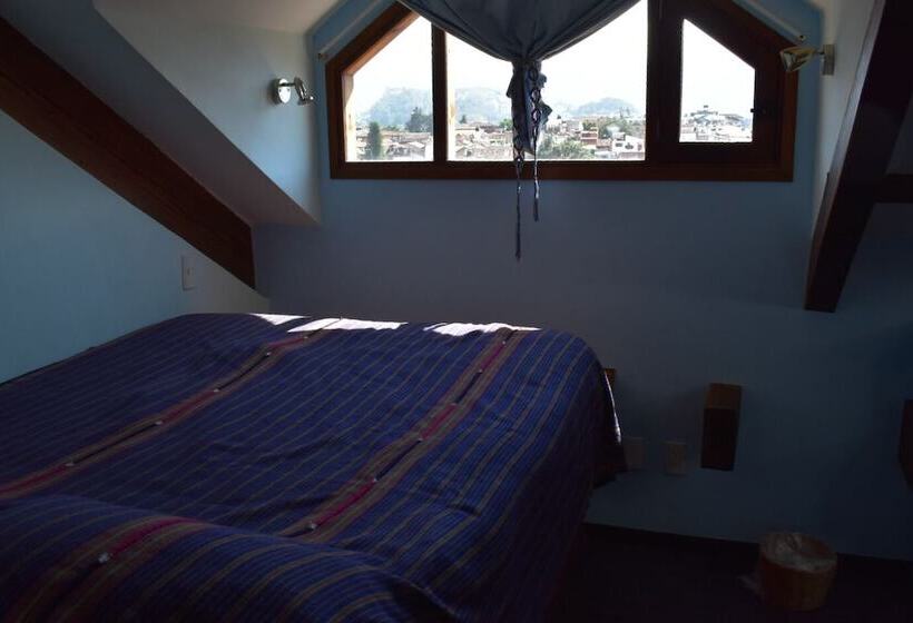 Отель Magnolias Boutique Suites & Spa