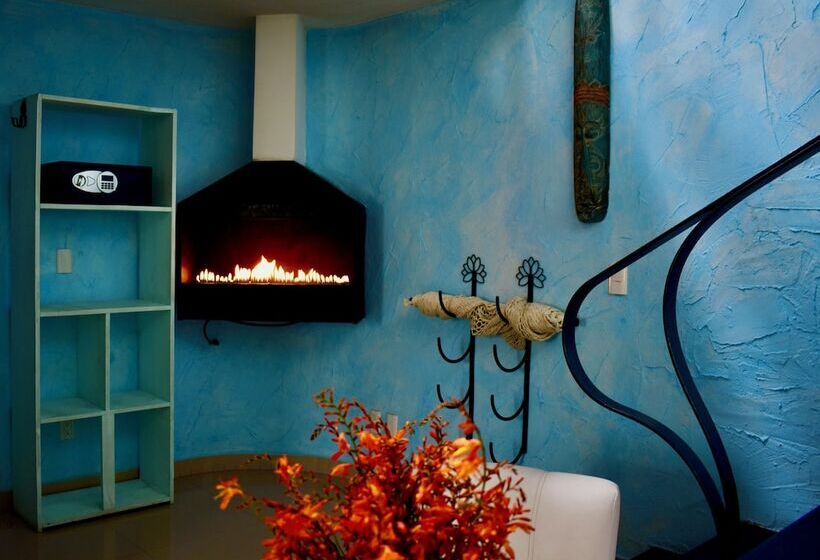 Отель Magnolias Boutique Suites & Spa