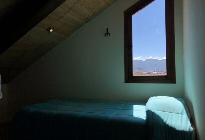 Отель Magnolias Boutique Suites & Spa