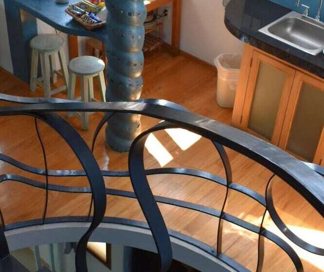 Отель Magnolias Boutique Suites & Spa