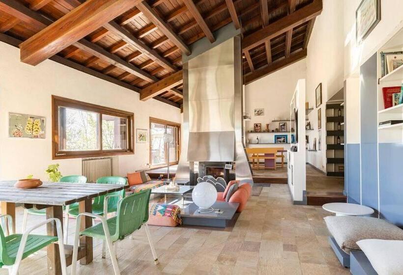 בית מלון כפרי Oasi Di Mastarone   Il Vino E Le Rose