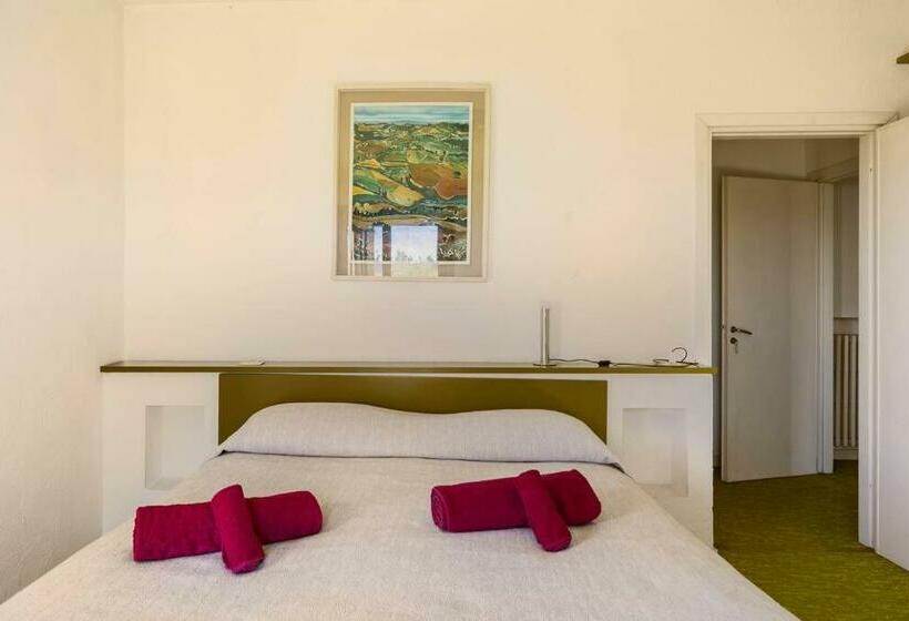 호텔 Oasi Di Mastarone   Il Vino E Le Rose