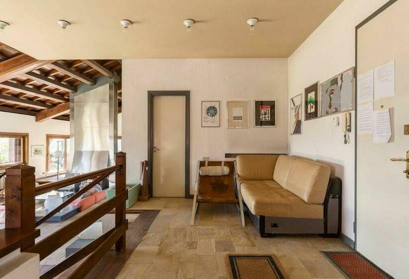 בית מלון כפרי Oasi Di Mastarone   Il Vino E Le Rose