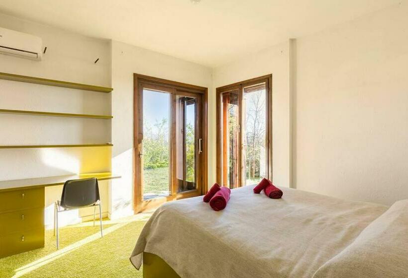 בית מלון כפרי Oasi Di Mastarone   Il Vino E Le Rose