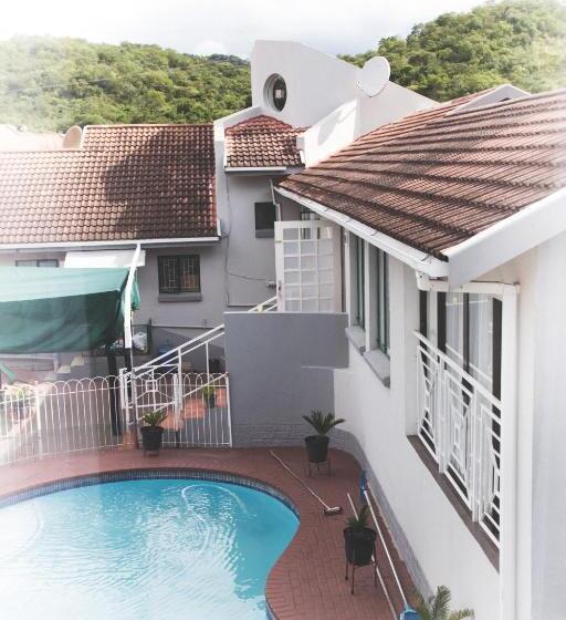 Пансион 29 Polvy Street