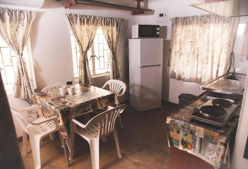 Пансион 29 Polvy Street