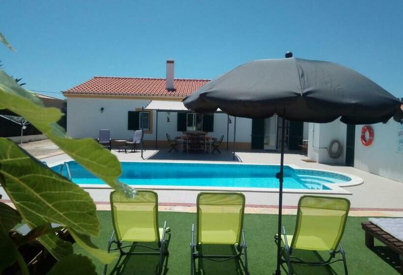 פנסיון Azimute Guest House