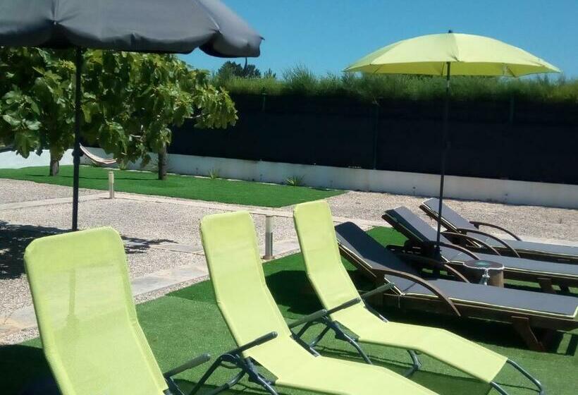 פנסיון Azimute Guest House