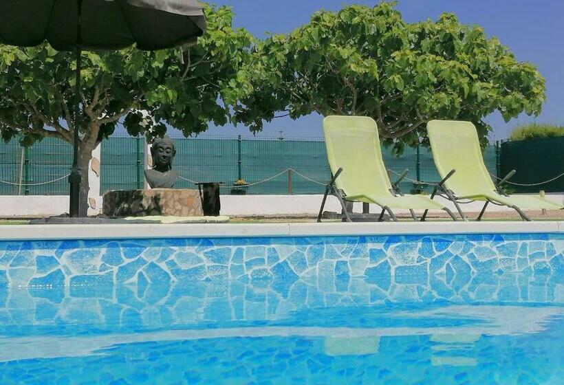 פנסיון Azimute Guest House