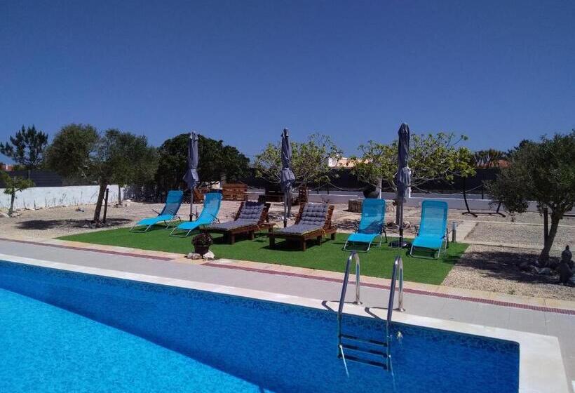 פנסיון Azimute Guest House