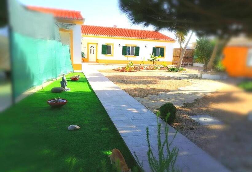 פנסיון Azimute Guest House