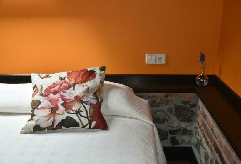 بنسيون Casa Escuela De Torín   La Casona De Torin