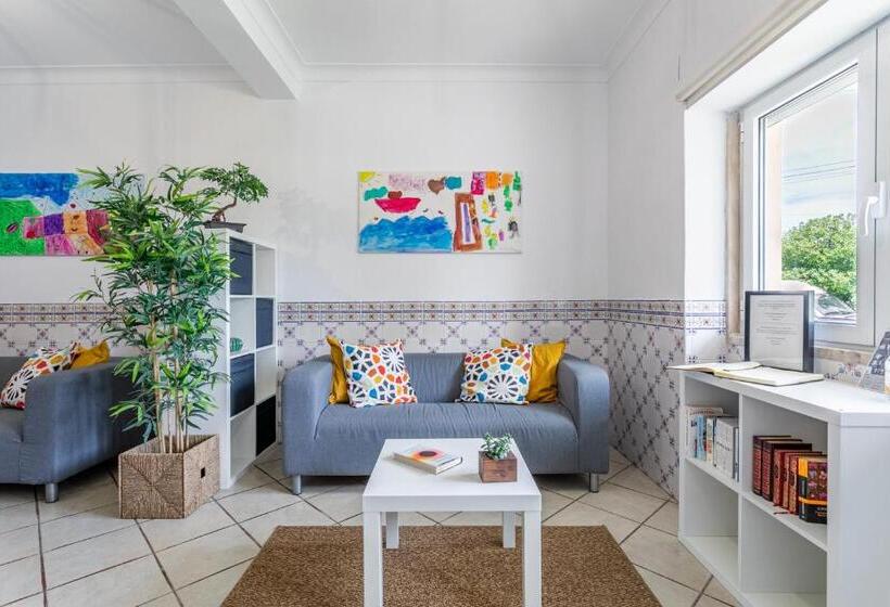 پانسیون Encarnação Home