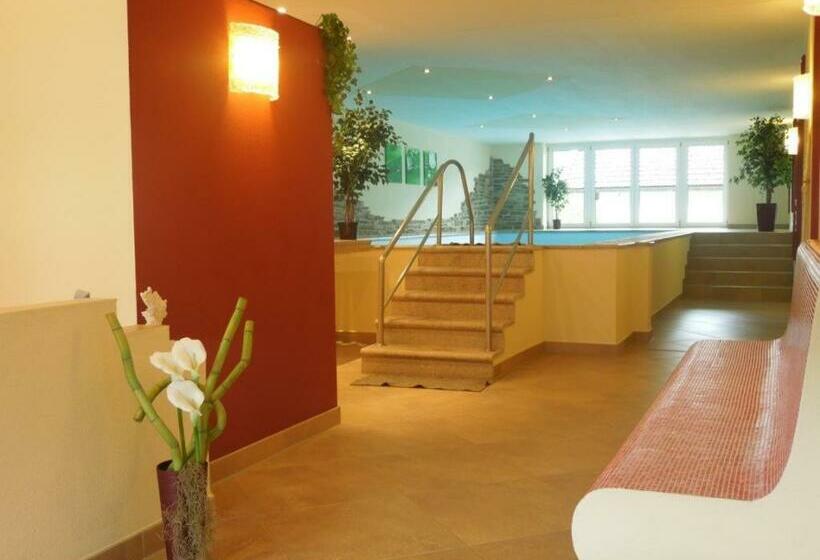 פנסיון Huberhof