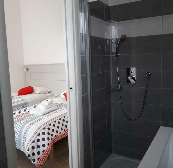 Пансион Jolie Julie Accomodation