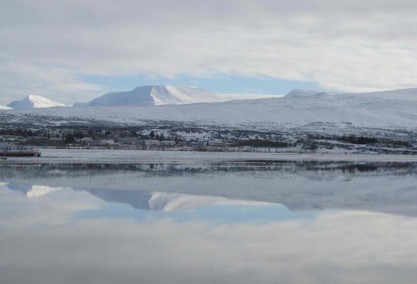 پانسیون Mjóanes Accommodation