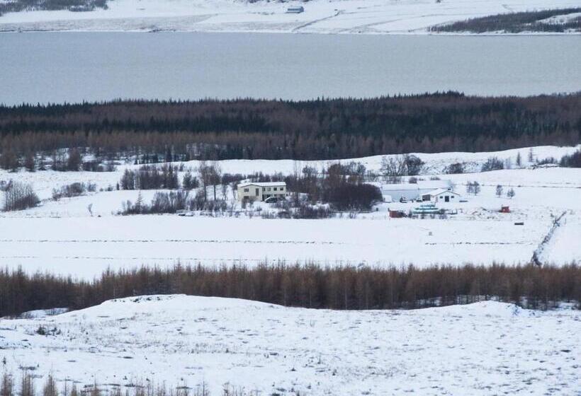 پانسیون Mjóanes Accommodation