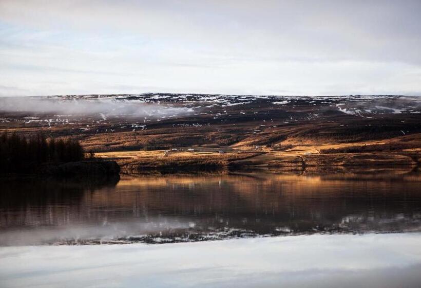 پانسیون Mjóanes Accommodation