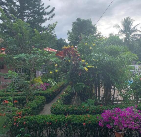 پانسیون Powers  Holiday Vacations