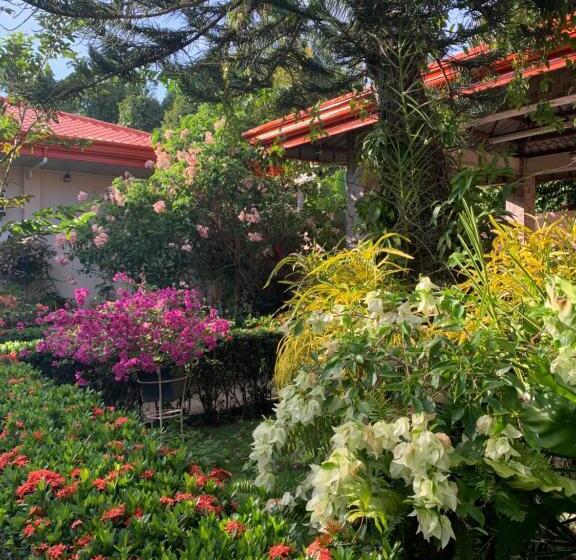 پانسیون Powers  Holiday Vacations