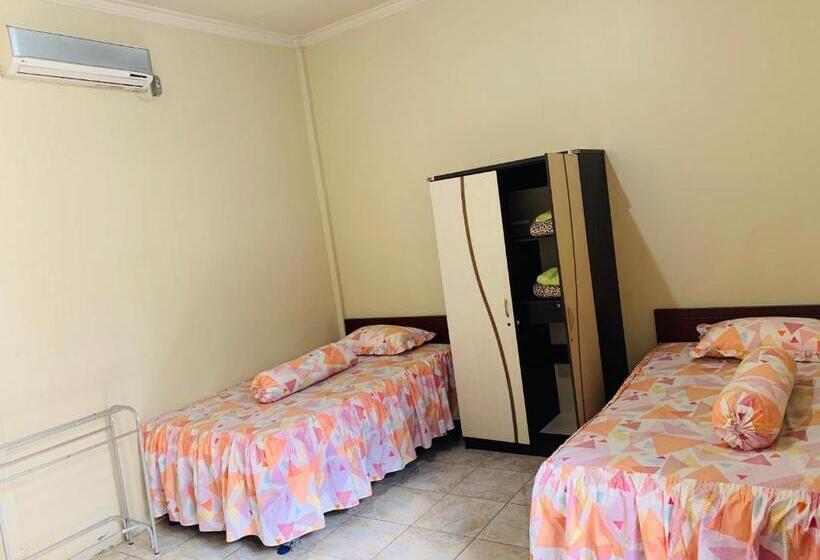 펜션 Sola Gracia Guest House & Kost