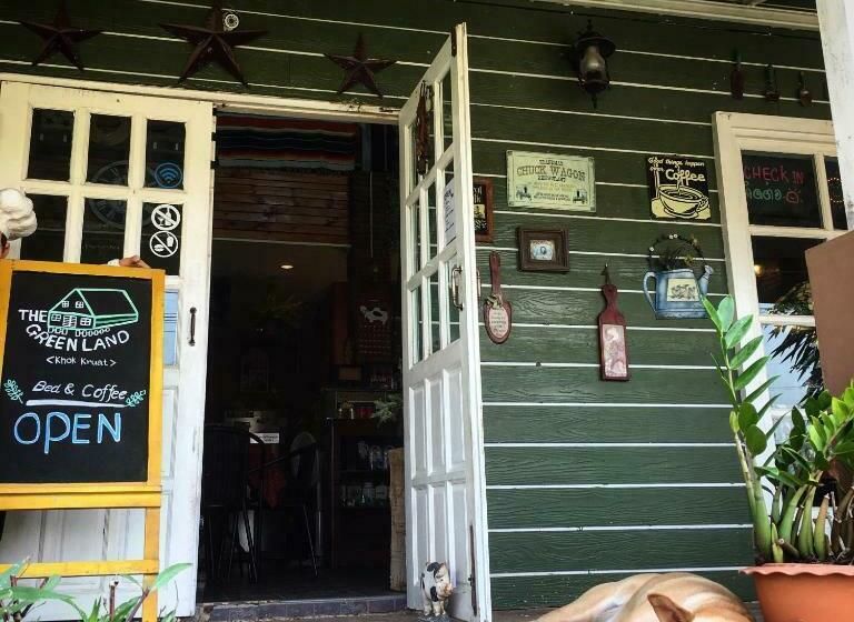 بنسيون The Green Land