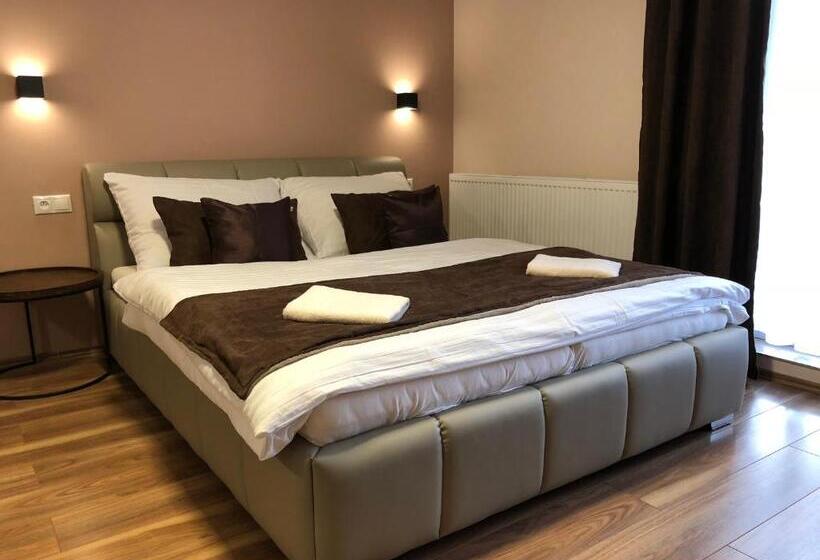 پانسیون Ubytovanie Pod Skalkou