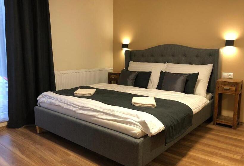 پانسیون Ubytovanie Pod Skalkou