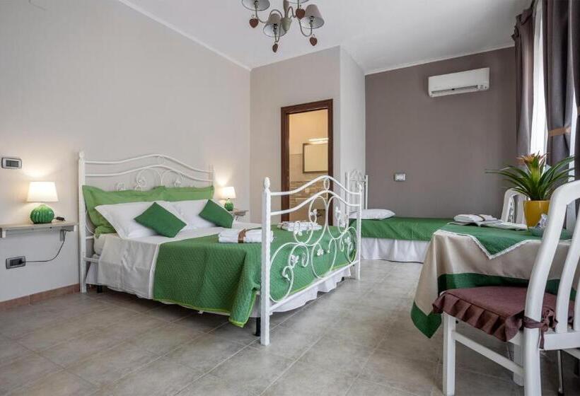 بنسيون Villa Salvatore