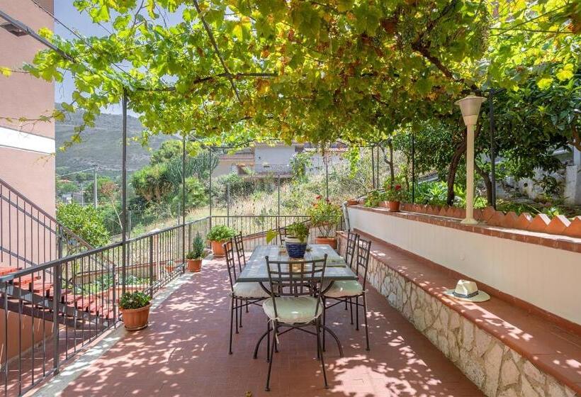 بنسيون Villa Salvatore