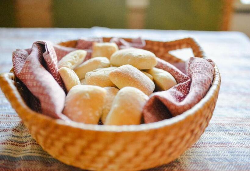 پانسیون Weingut Tauss