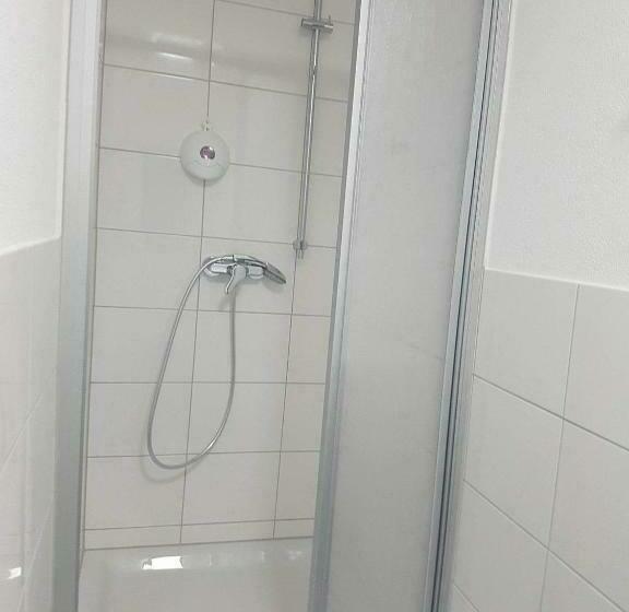 호스텔 Gasthaus Sofram