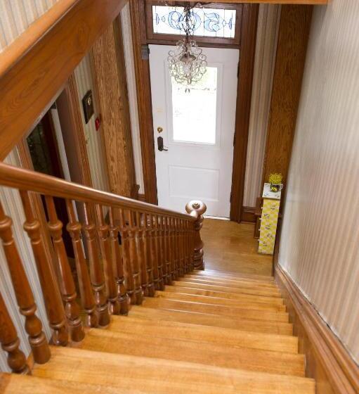 هاستل Historic Sion Bass Guest House