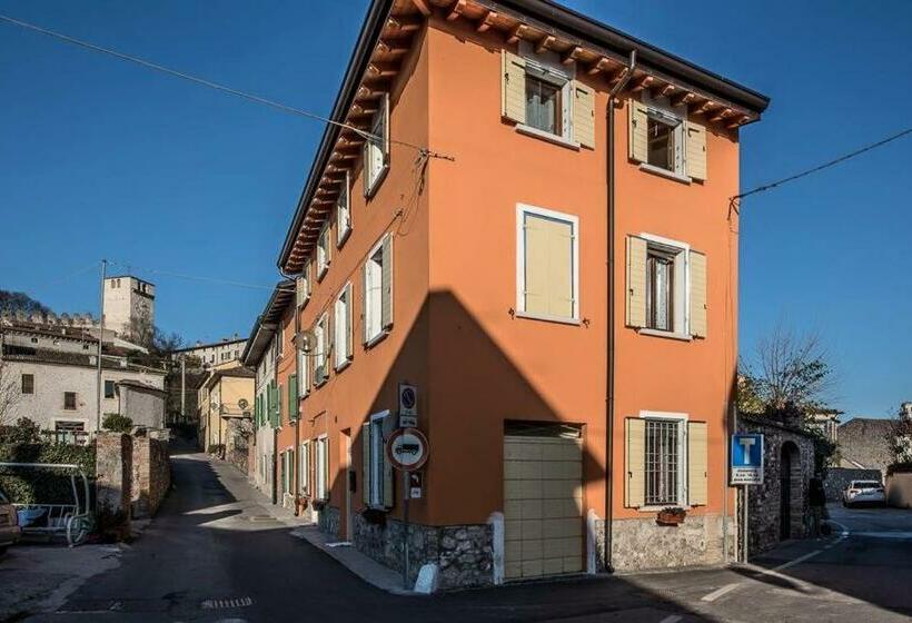 B&b Al Vicolo Di Mezzo