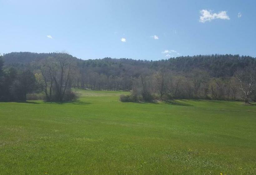 צימר A Meadow House