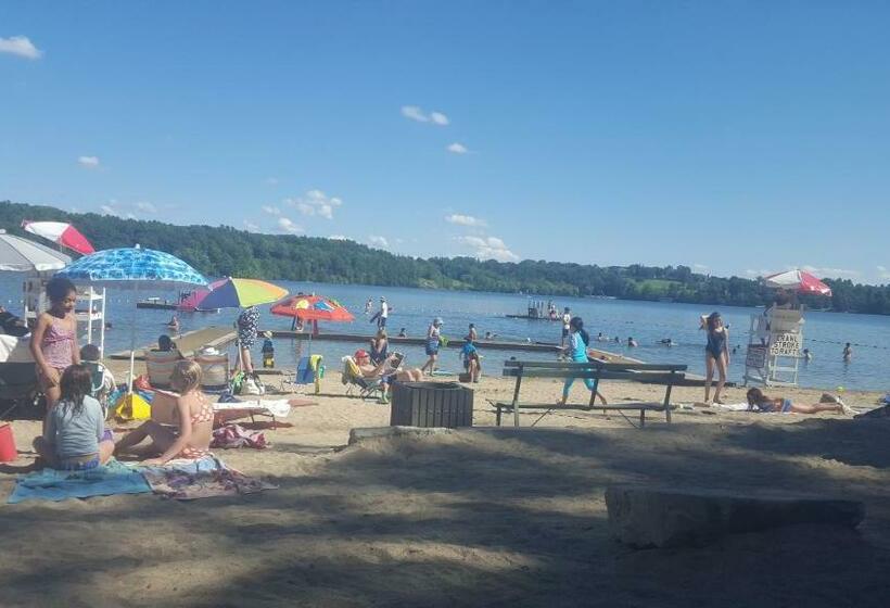 צימר A Meadow House