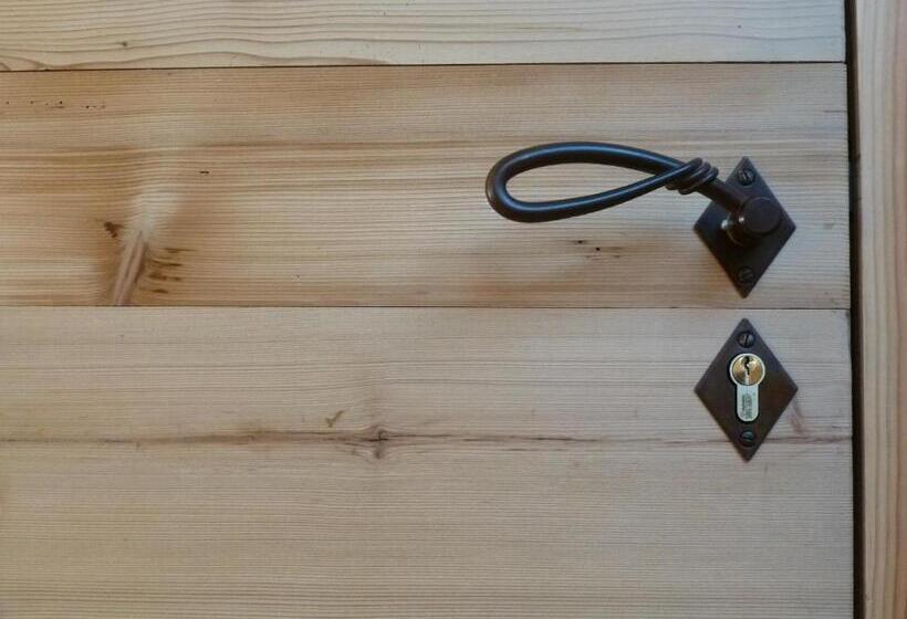 مبيت وإفطار Au Cheval Blanc   Appartements Et Chambres D Hôtes