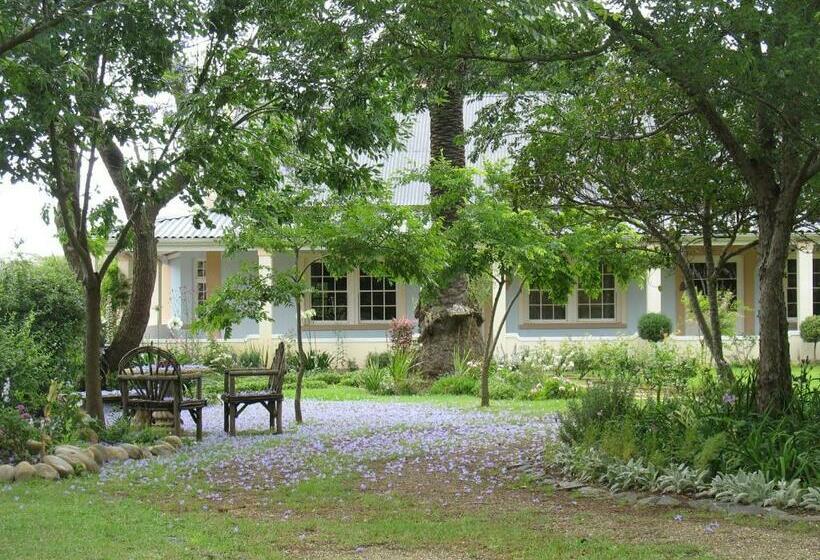 مبيت وإفطار Fleur Bleue & The Timber Frame